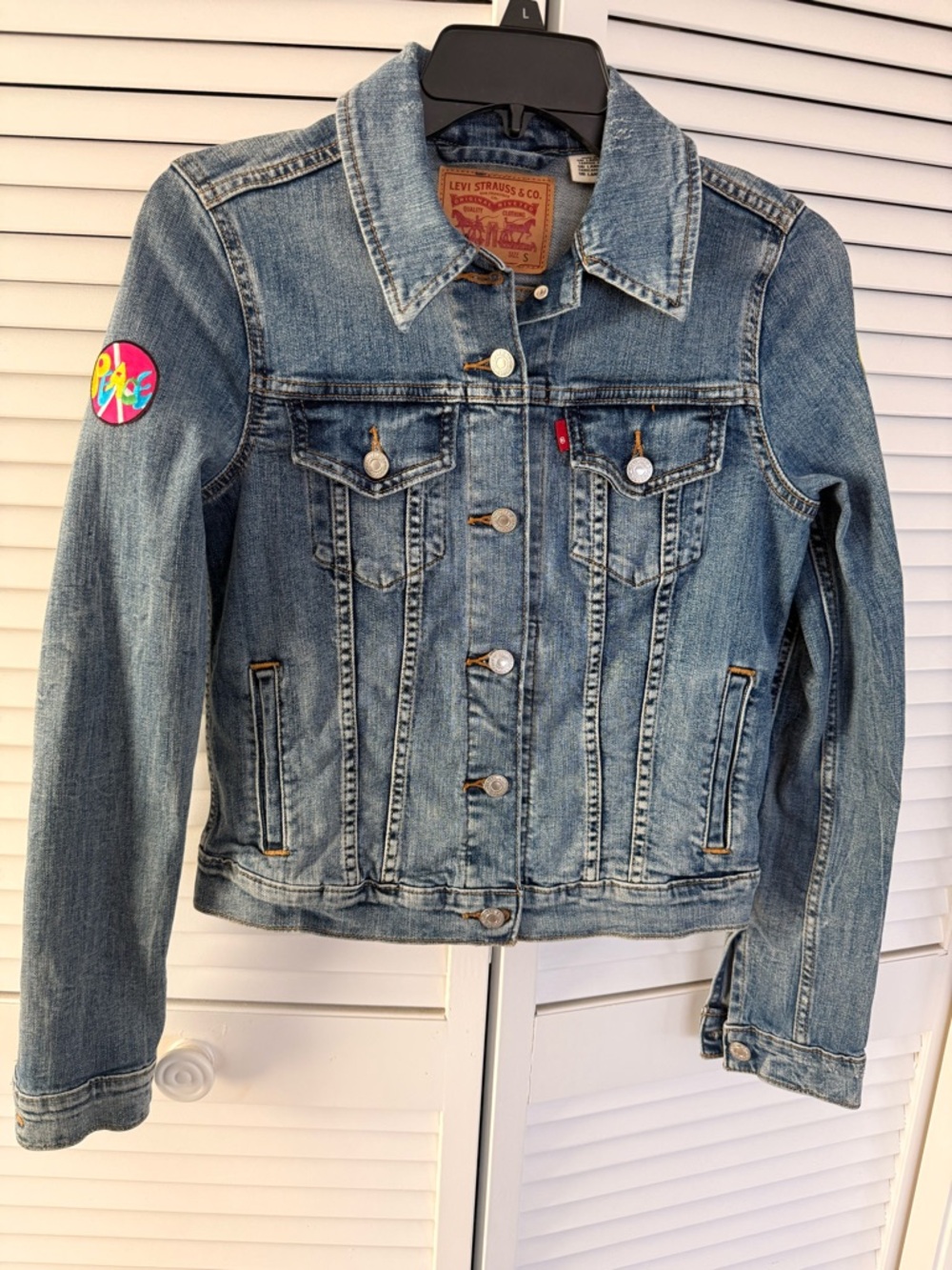 Vintage Levi  Light Blue Denim Jacket with Rainbow Peace Patch